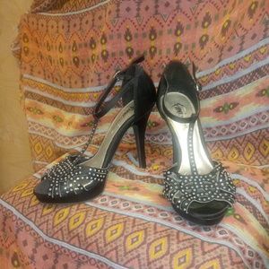 Fioni night heels